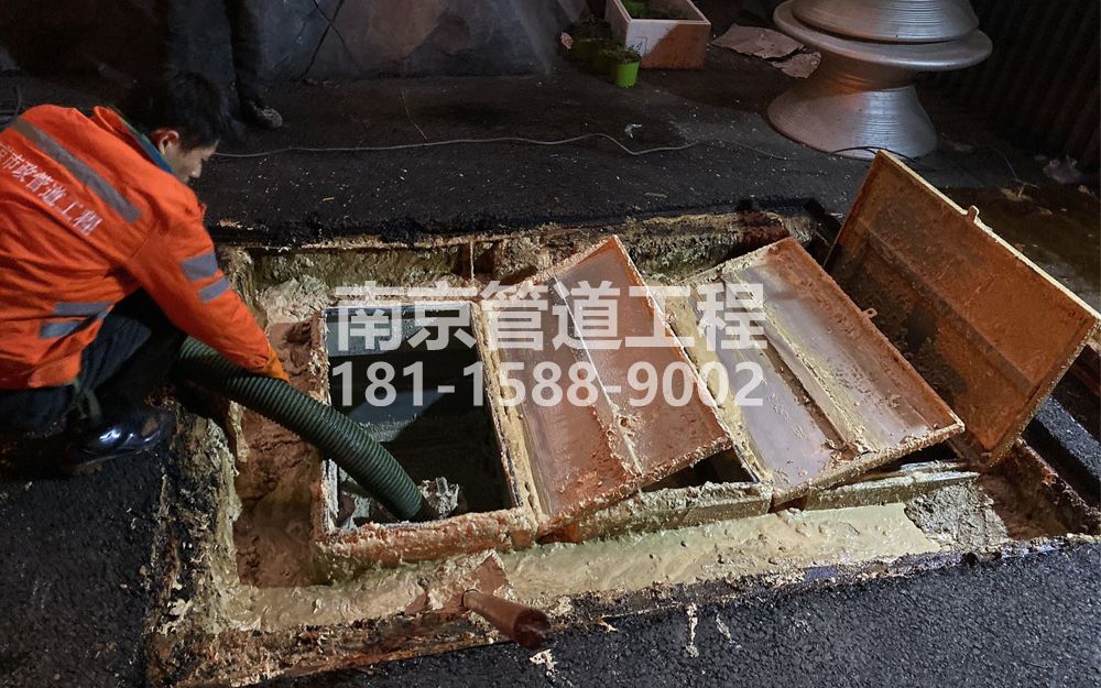 276尧新村饭店隔油池清理